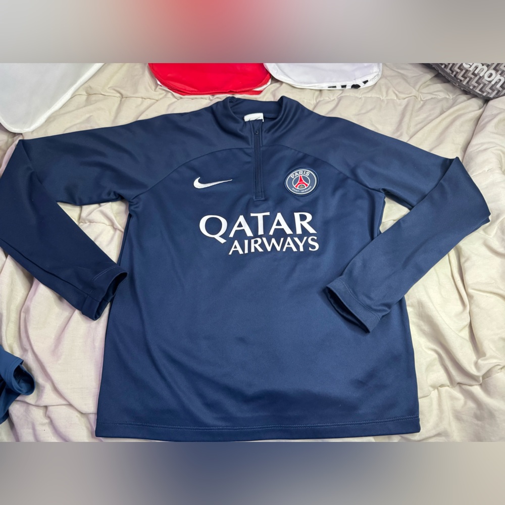 Nike paris saint Germaine soccer long sleeve training jersey medium